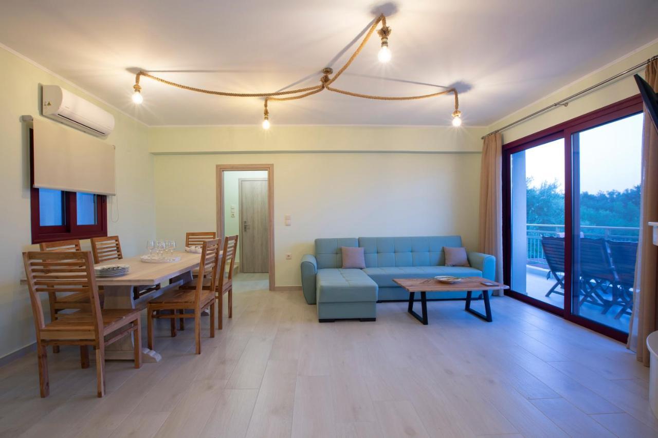 Nikolas Guest House Villa Нікіана Екстер'єр фото