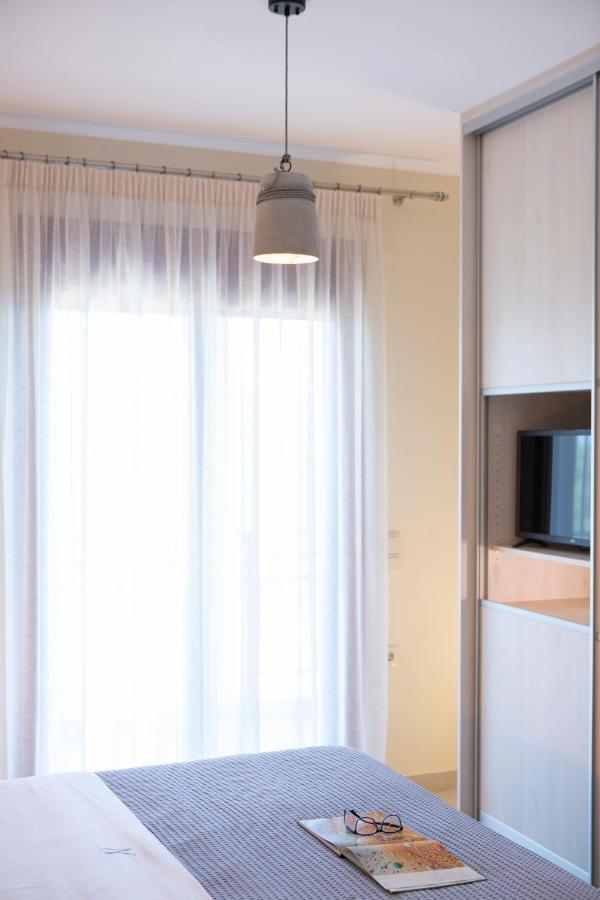 Nikolas Guest House Villa Нікіана Екстер'єр фото